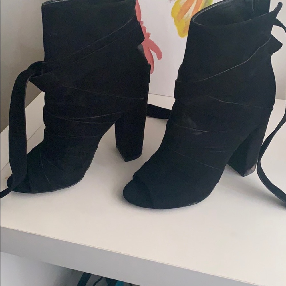 Open Toes Booties